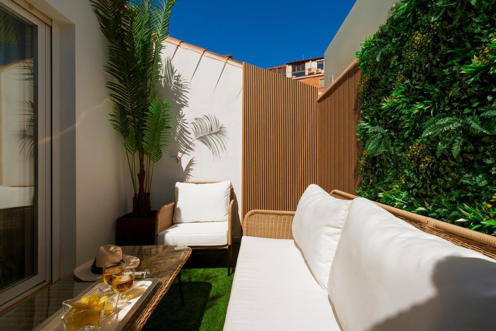 Apartamento Iloftmalaga Aticos Plaza Teatro III & IV Exterior foto